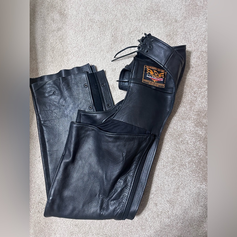 Milwaukee Leather SH1123 Men's Black Leather Holster Chap with Thigh Pockets